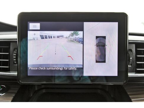 Used 2021 Ford Explorer Limited w/ Equipment Group 301A AWD/4WD image 22