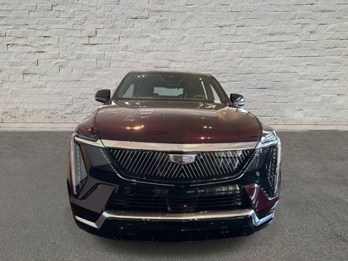 New 2025 Cadillac Escalade IQ Luxury 1 w/ LPO, Premium Carpet Package AWD/4WD image 6