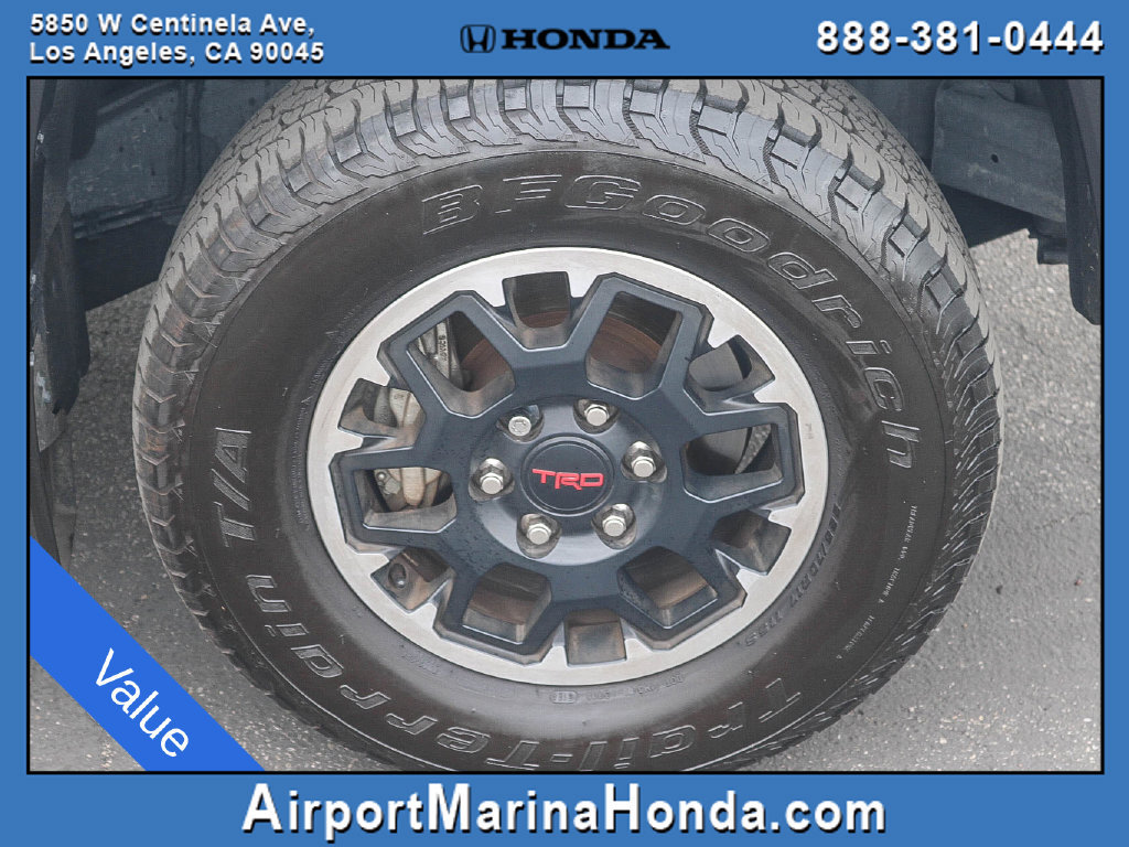 Used 2024 Toyota Tacoma TRD Off-Road AWD/4WD image 10