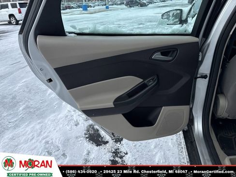 Used 2014 Ford Focus SE w/ Interior Protection Package image 20