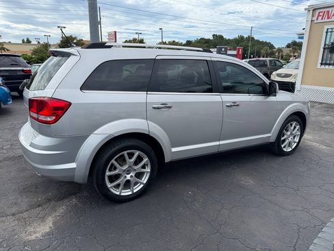 Used 2012 Dodge Journey Crew w/ Navigation & Sound Group I AWD/4WD image 9