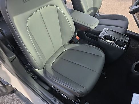 New 2026 Hyundai Ioniq 5 SEL image 17