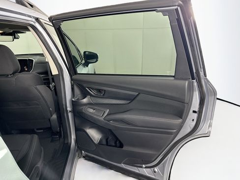 Used 2024 Subaru Ascent Premium w/ Convenience Package image 29