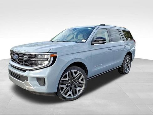 New 2025 Ford Expedition Platinum w/ Platinum Ultimate Package image 2