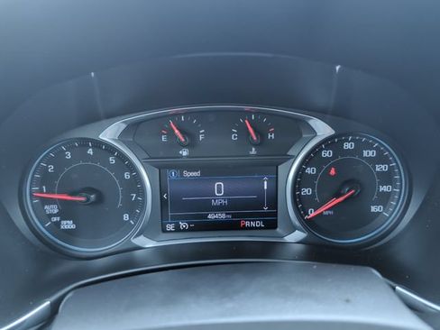 Used 2019 Chevrolet Equinox LT FWD image 16
