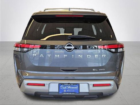 Certified 2023 Nissan Pathfinder SL image 9