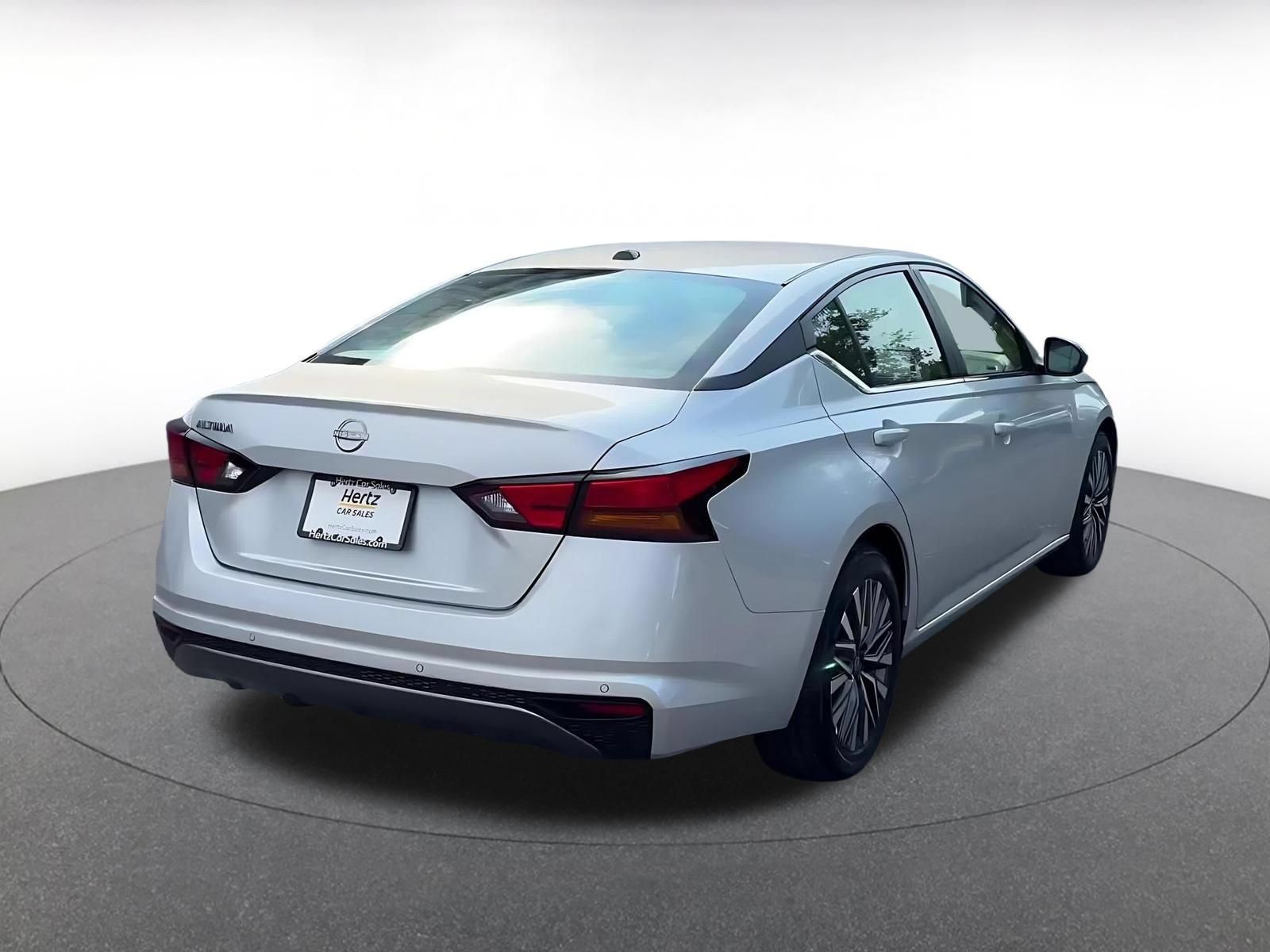 Used 2026 Nissan Altima 2.5 SV FWD image 12