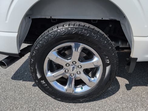 Used 2021 Ford F150 Lariat w/ Max Trailer Tow Package AWD/4WD image 11