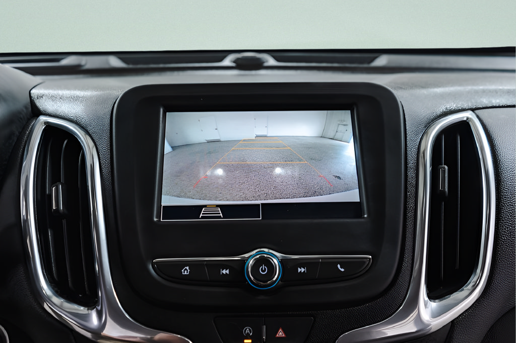 Used 2024 Chevrolet Equinox LT FWD image 16