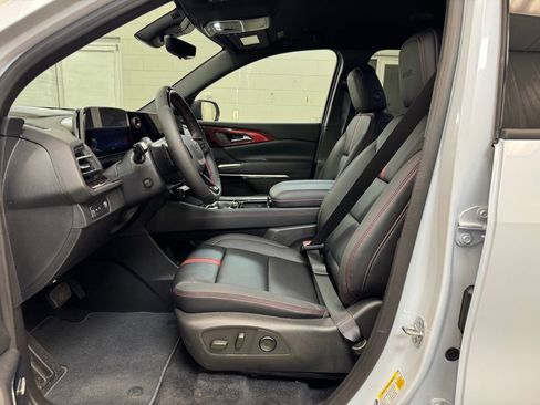 New 2026 Chevrolet Traverse RS FWD image 13