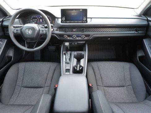 Used 2025 Honda Accord LX image 17