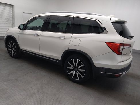 Used 2019 Honda Pilot Touring image 3