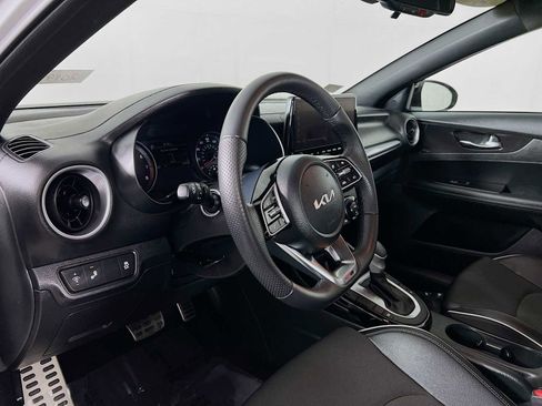 Used 2023 Kia Forte GT-Line image 9