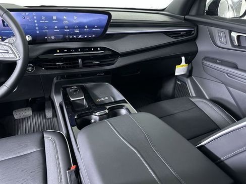 New 2026 Buick Enclave Sport Touring FWD image 37