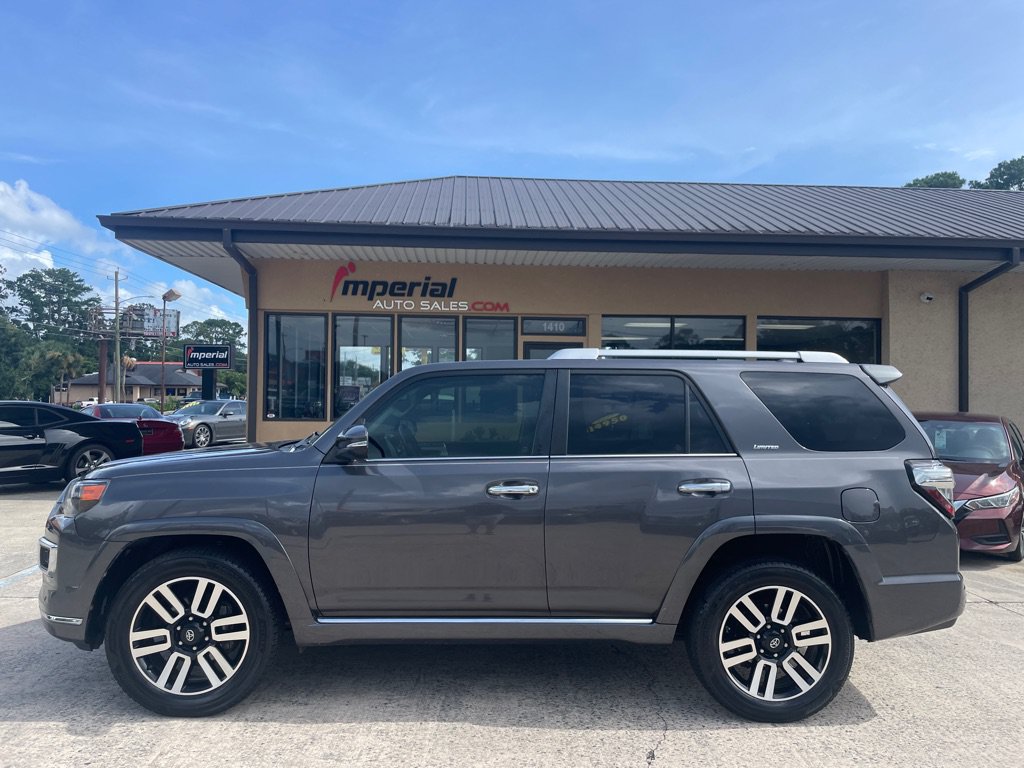 Used 2018 Toyota 4Runner Limited RWD image 2