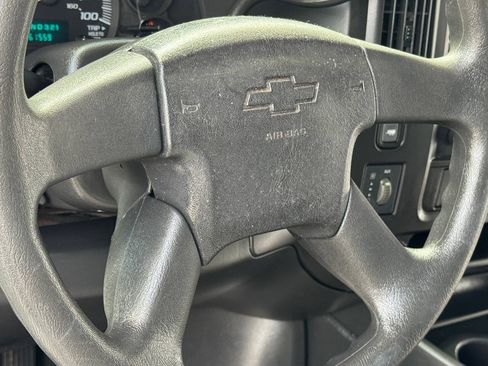 Used 2004 Chevrolet Express 3500 w/ School Bus Package RWD image 63