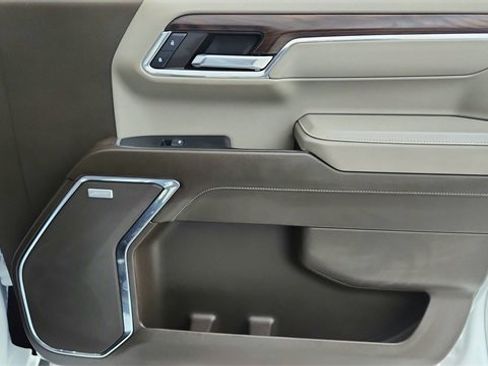Used 2024 GMC Sierra 1500 SLT w/ SLT Premium Plus Package image 24
