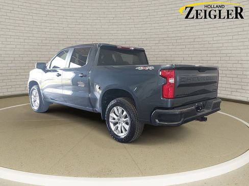 Used 2021 Chevrolet Silverado 1500 Custom w/ LPO, Dark Essentials Package AWD/4WD image 7