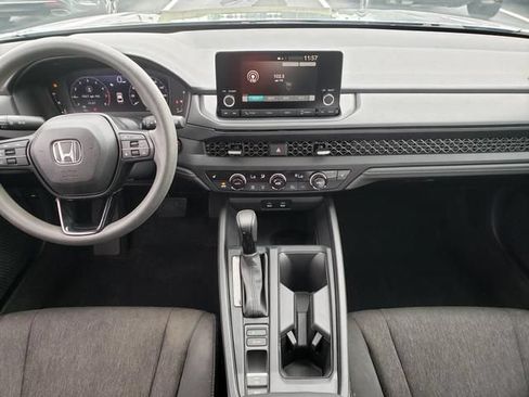 Used 2025 Honda Accord SE image 14