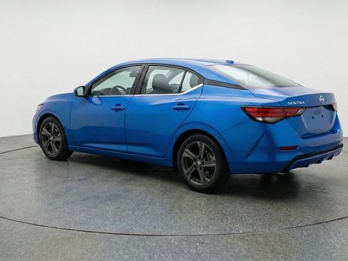 Used 2025 Nissan Sentra SV FWD image 6