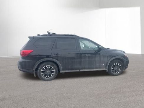 Used 2020 Nissan Pathfinder SL image 7