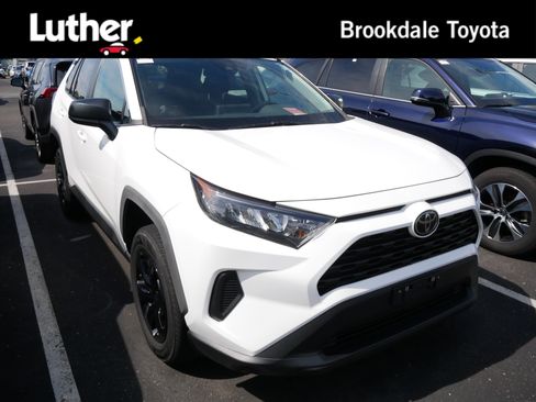 Certified 2021 Toyota RAV4 LE AWD/4WD image 1