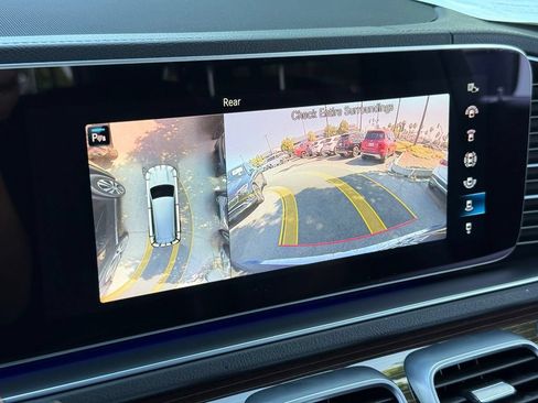 Certified 2022 Mercedes-Benz GLS 450 4MATIC image 6