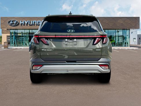 New 2025 Hyundai Tucson Limited image 6