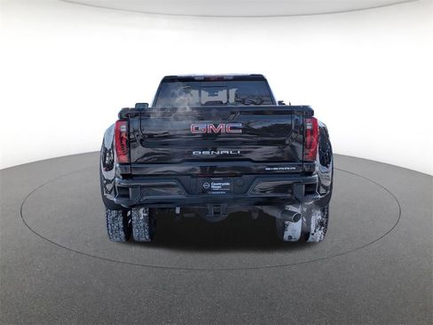 Used 2024 GMC Sierra 3500 Denali w/ Denali Reserve Package image 6
