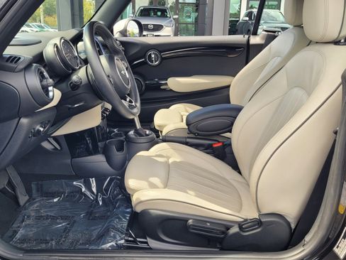 Used 2019 MINI Cooper S image 10