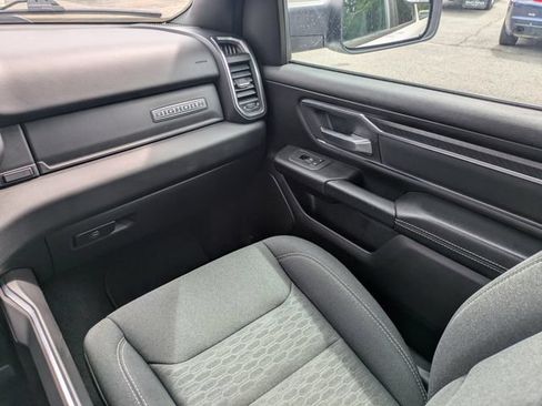 Used 2025 RAM 1500 Big Horn AWD/4WD image 18