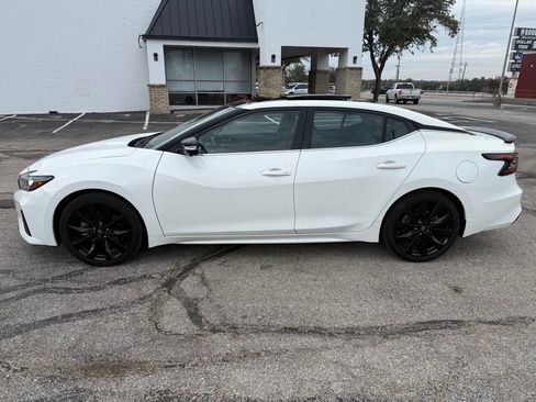 Used 2023 Nissan Maxima SR w/ Sport Mat Group image 4