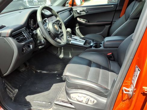 Used 2023 Porsche Macan GTS AWD/4WD image 10