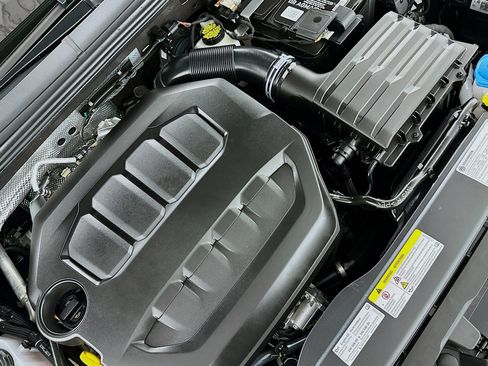 Used 2023 Volkswagen GTI Autobahn image 32