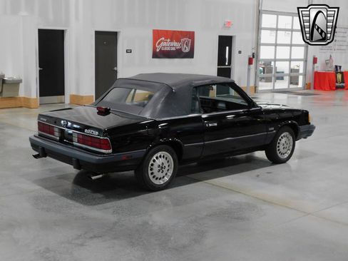 Used 1986 Dodge 600 ES image 15