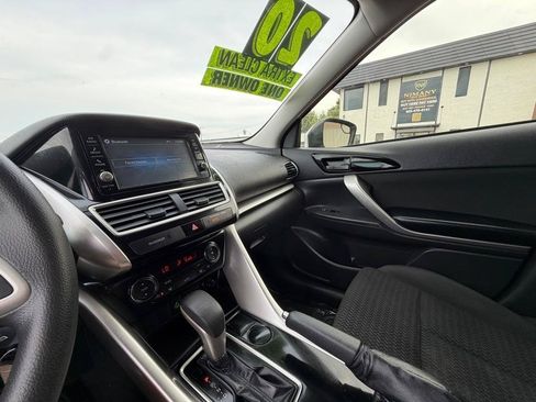 Used 2020 Mitsubishi Eclipse Cross ES FWD image 35