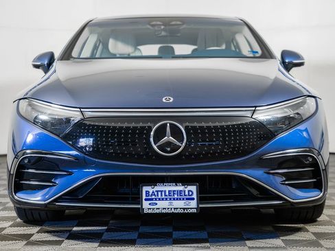Used 2022 Mercedes-Benz EQS 580 4MATIC Sedan image 2