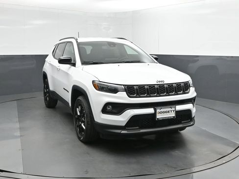 New 2026 Jeep Compass Latitude AWD/4WD image 22