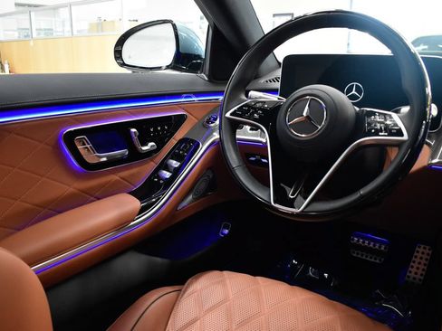 Certified 2025 Mercedes-Benz S 580 4MATIC Sedan image 25
