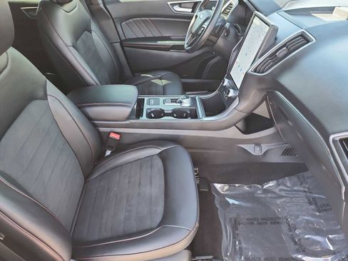 Used 2022 Ford Edge ST-Line w/ Class II Trailer Tow Package image 18