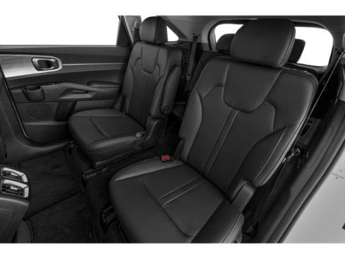 Used 2023 Kia Sorento EX w/ Panoramic Sunroof Package FWD image 16