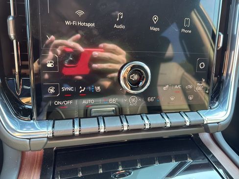 New 2025 GMC Yukon XL Denali w/ Sun & Power Step Package image 33