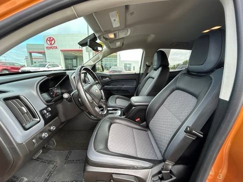Used 2017 Chevrolet Colorado Z71 AWD/4WD image 17