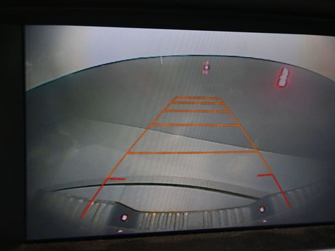 Used 2017 Chevrolet Colorado Z71 image 13