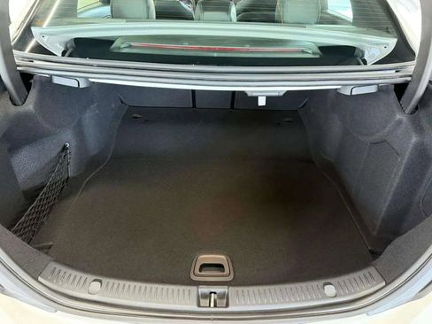 Used 2023 Mercedes-Benz E 350 Sedan image 24