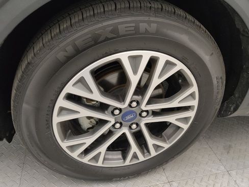 Used 2020 Ford Escape SEL FWD image 31