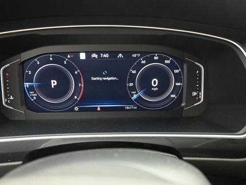 Used 2024 Volkswagen Tiguan SEL R-Line image 18