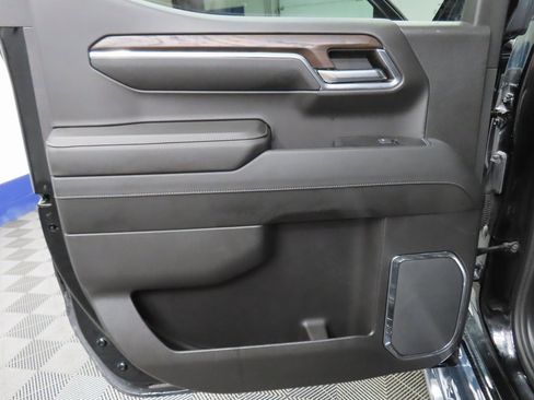 Used 2024 GMC Sierra 1500 SLT w/ SLT Convenience Package image 62