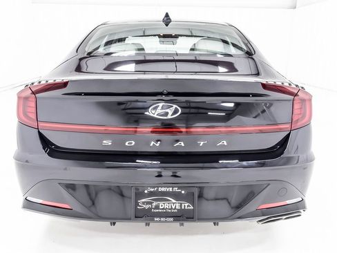 Used 2023 Hyundai Sonata SEL w/ Preferred Accessory Package FWD image 6