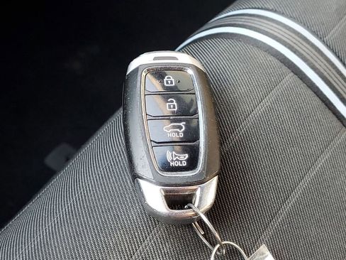 Used 2022 Hyundai Veloster N image 29